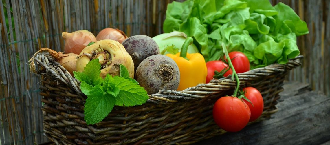 vegetables, basket, vegetable basket-752153.jpg